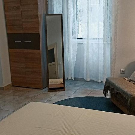 Studio Apartment Nika Free Parking Split Ngoại thất bức ảnh
